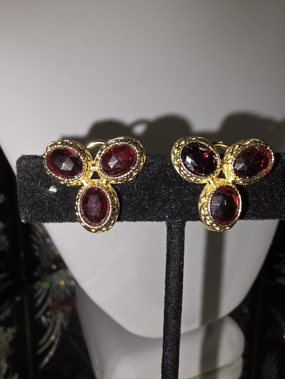 Vintage Faceted Garnet Gold-tone Clip On Omega Back Earrings